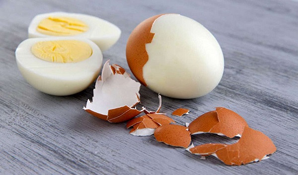 2 quả trứng gà cung cấp cho cơ thể  khoảng 13g protein