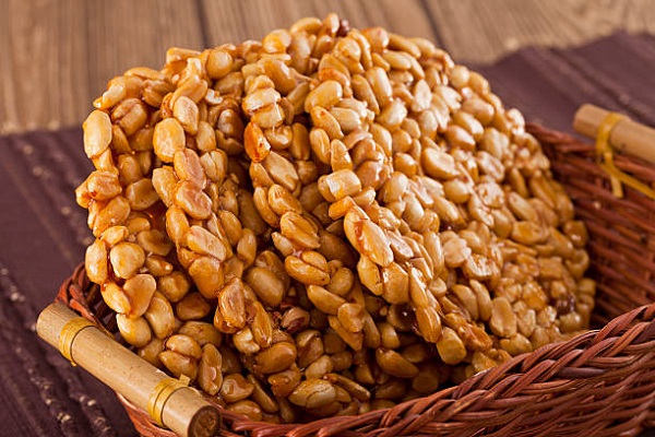 Cách chế biến đậu phộng ảnh hưởng đến hàm lượng protein