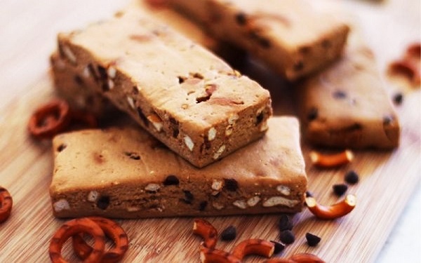 Lương khô tăng cường protein sẽ có hàm lượng protein cao gấp 1.5 đến 2 lần so với lương khô thông thường